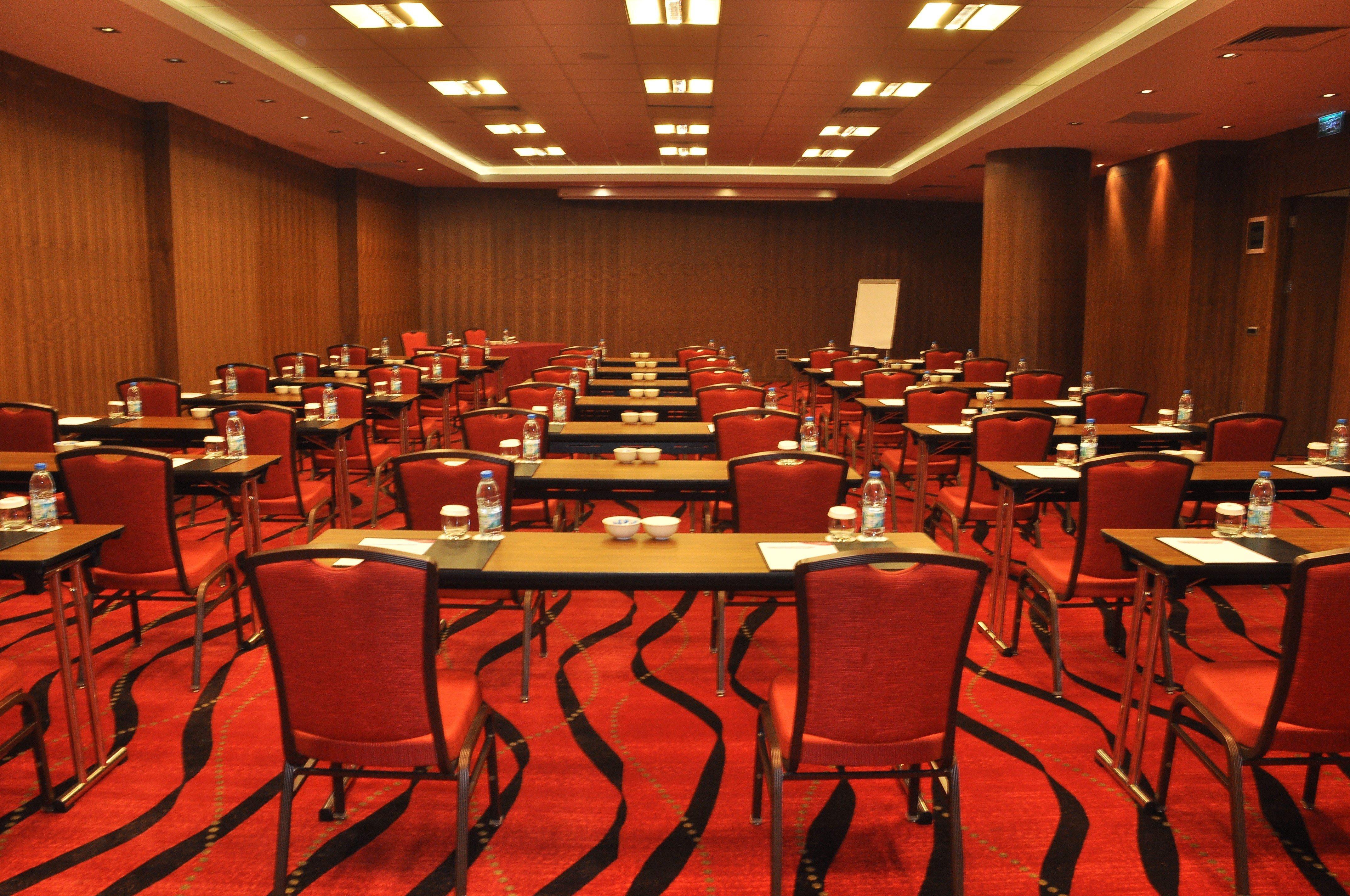 Crowne Plaza Istanbul Harbiye By Ihg Hotel Exterior photo Meeting room