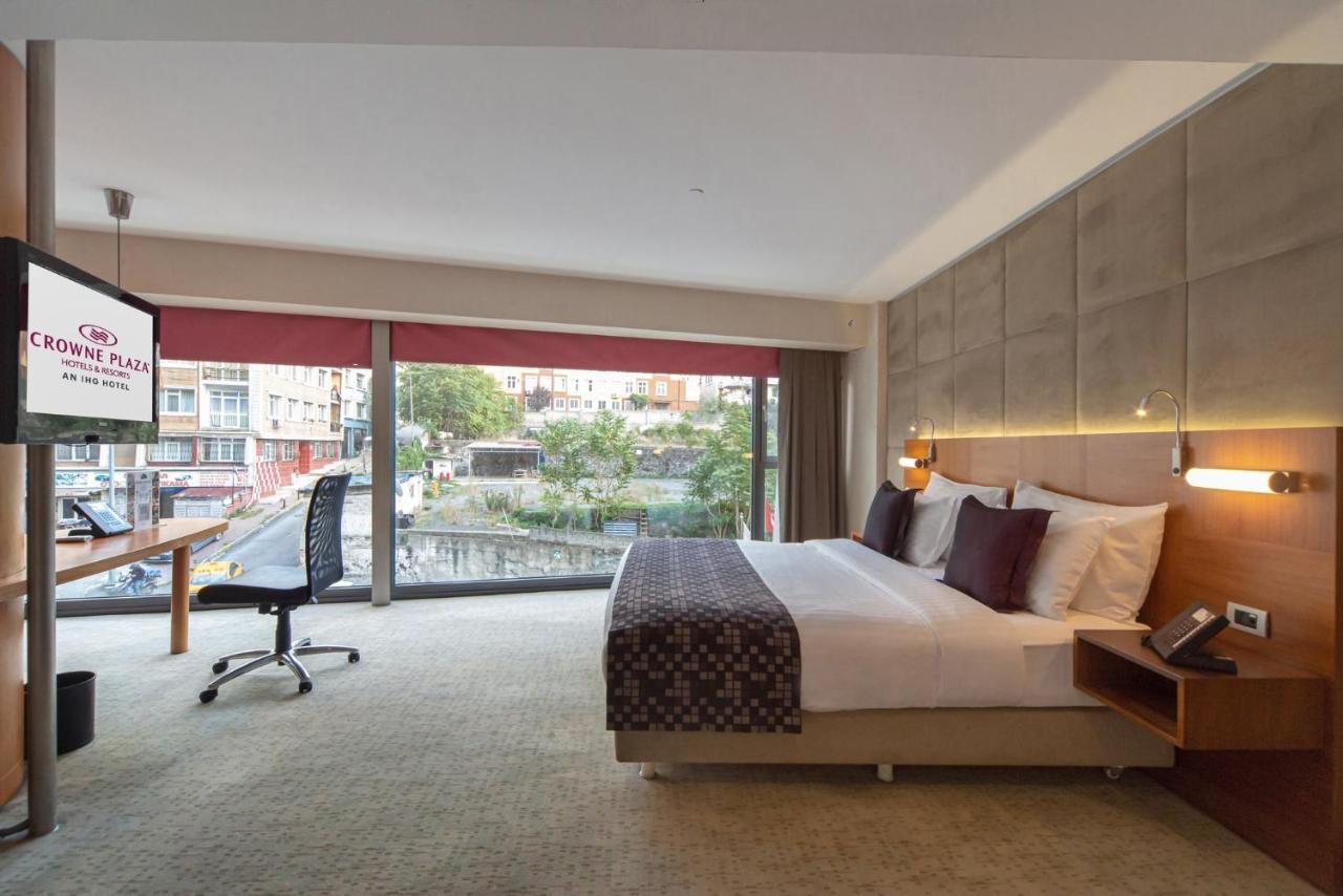 Crowne Plaza Istanbul Harbiye By Ihg Hotel Exterior photo Deluxe Room