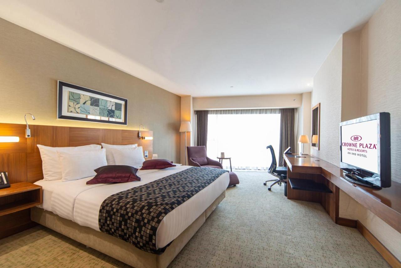 Crowne Plaza Istanbul Harbiye By Ihg Hotel Exterior photo Deluxe Room